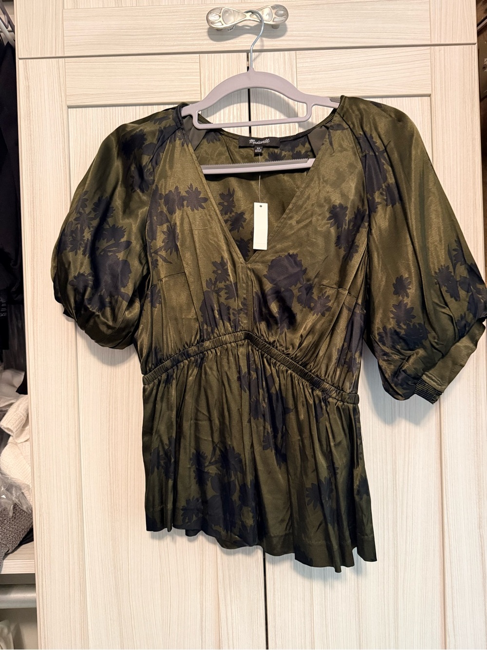 Madewell Olive Green Floral Puff-Sleeve V-Neck Blouse